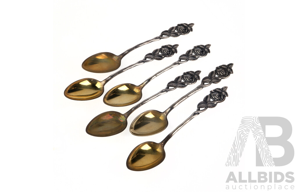 Set of Six Finnish .813 Silver Teaspoons, Hameenlinna, Kultakeskus, 1950-60s, Weight 49g