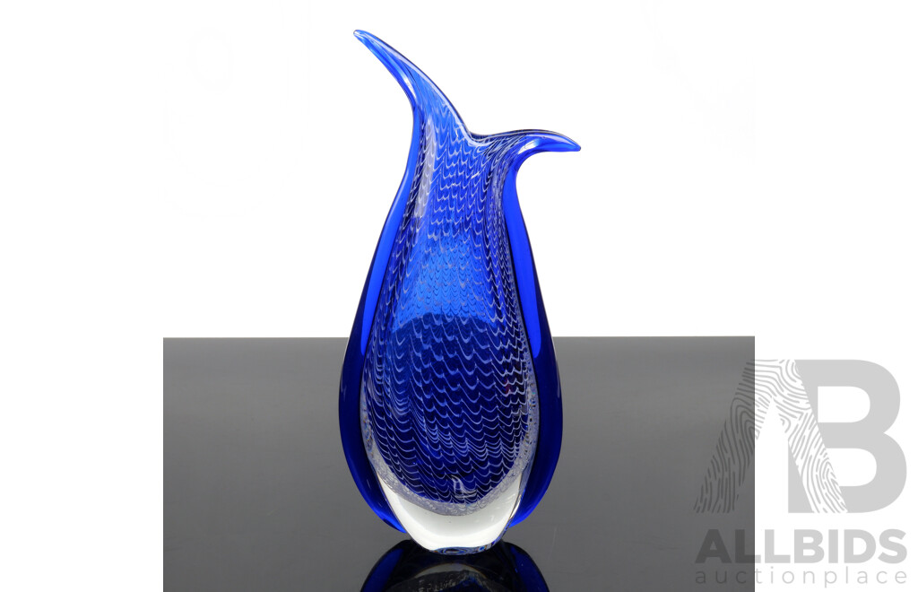 Retro Blue Glass Mouth Vase with White Feathered Decoration