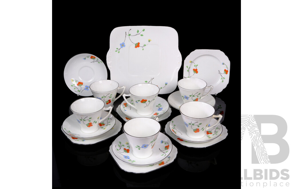 Vintage Art Deco Hand Decorated Heathcote Porcelain 18 Piece Tea Service