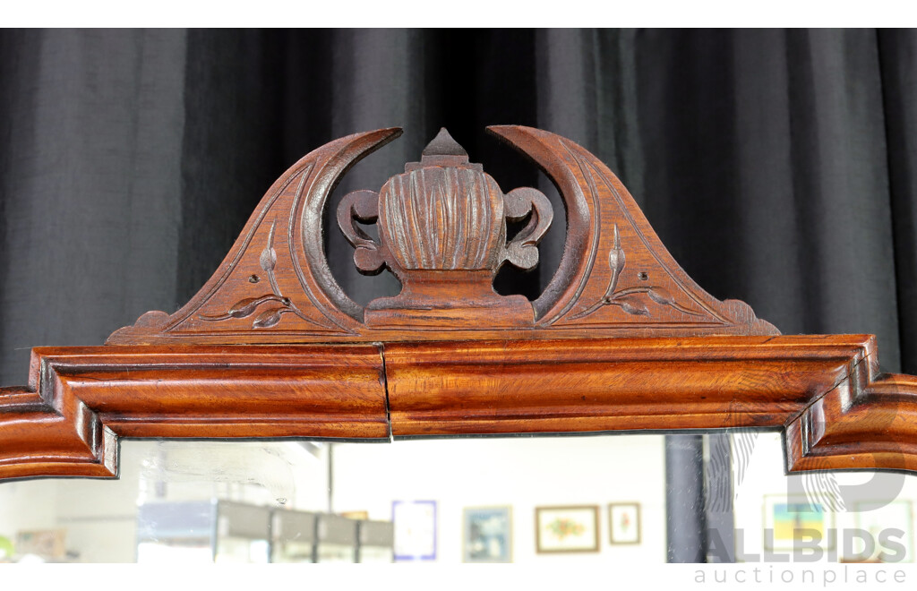 Victorian Mahogany Mirrored Back Dresser