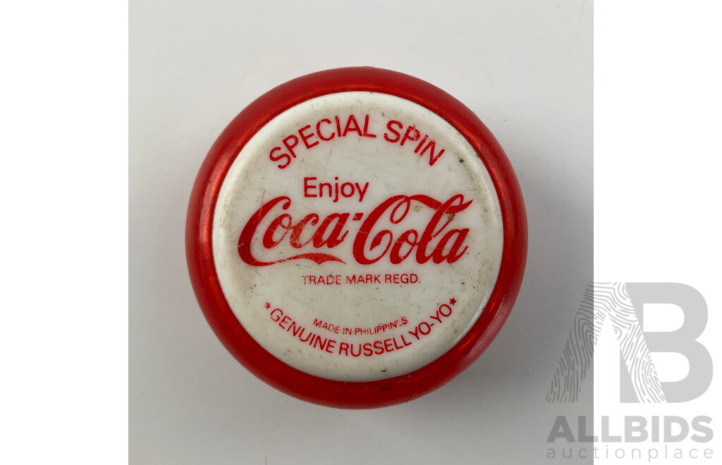 Vintage Russell Coca Cola Special Spin Yo-yo and Modern Example