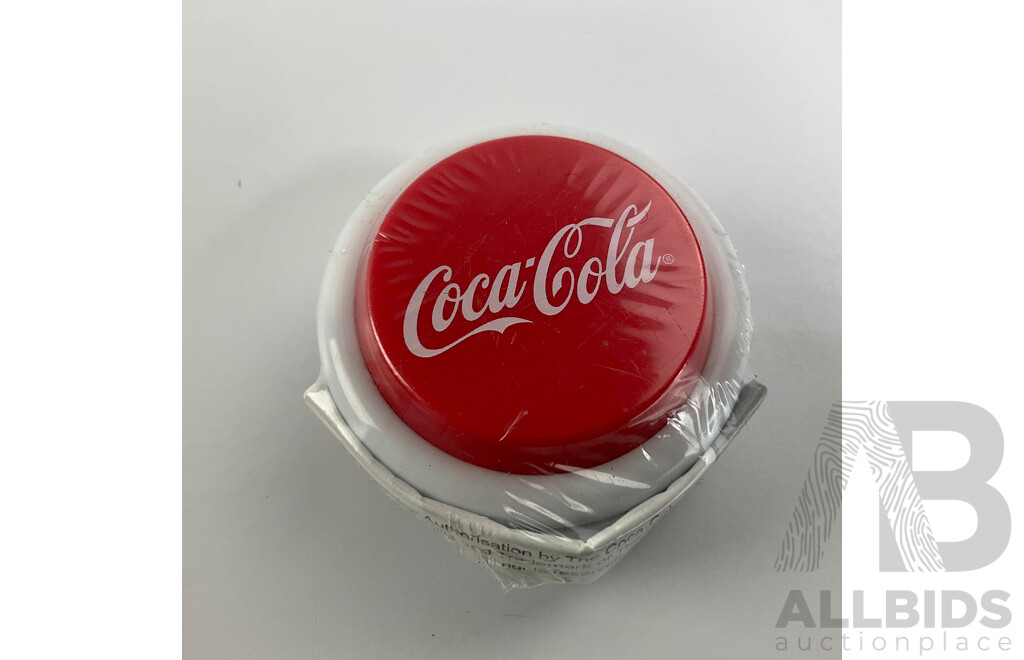 Vintage Russell Coca Cola Special Spin Yo-yo and Modern Example