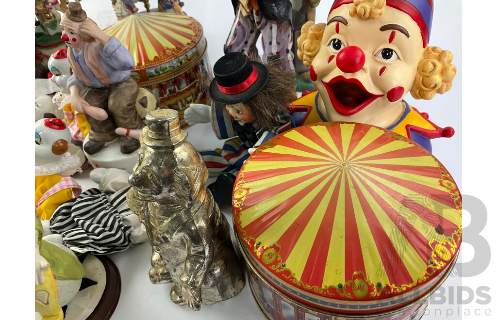 Collection of Ceramic Display Clowns and Carousels