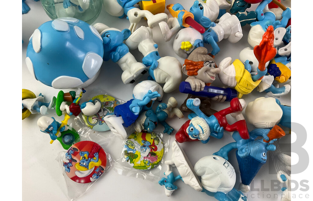 Collection of Smurf Plush Toys, Display Figures, Cups and Cookie Jar