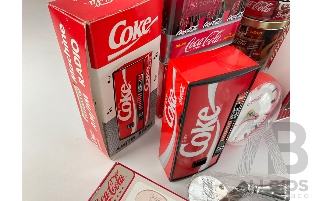 Boxed Coca Cola AM/FM Radio, Musical Bank, Musical Tin, Jigsaw Puzzles, Clock and Door Handle