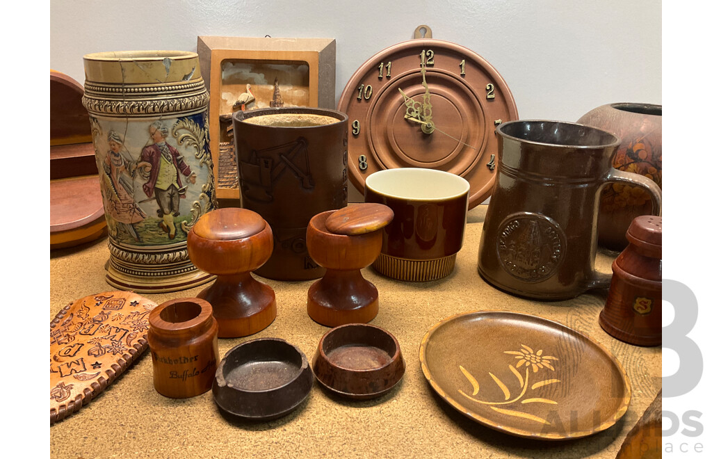 Collection Vintage Australiana and International Souvenirs