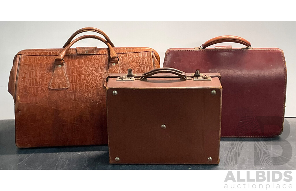 2x Vintage Duffle Bags & Briefcase