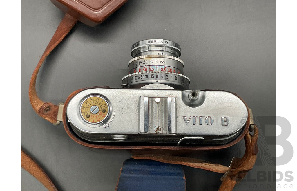 Voigtlander Vito B Vintage Camera & Brownie Six-20 Camera Model D - Lot of 2