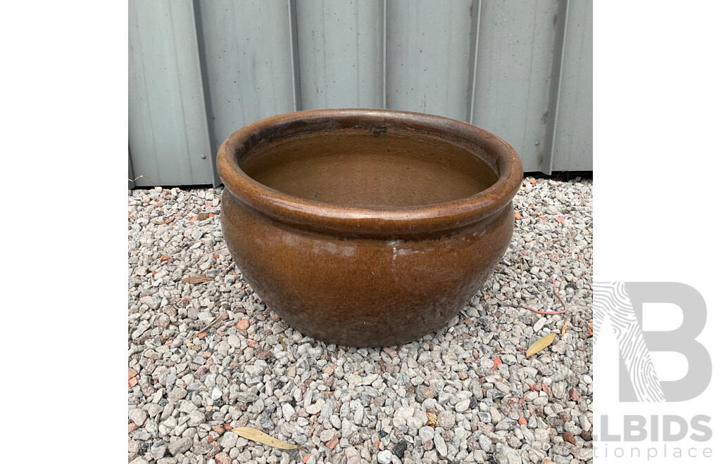 White 52cm Glazed Studded Pot & Brown 46cm Planter - Lot of 2