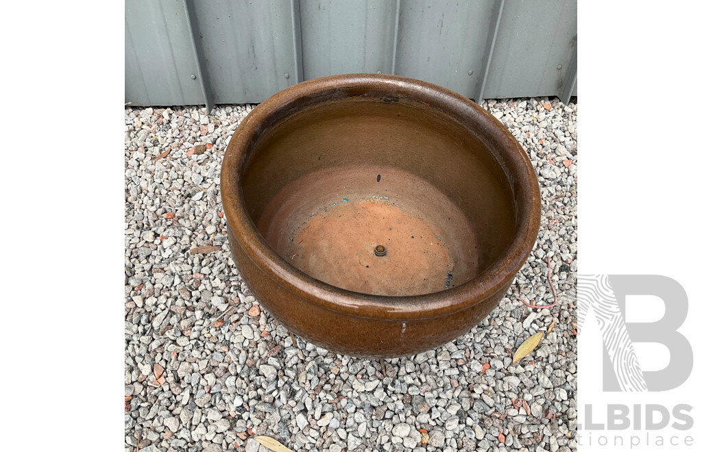 White 52cm Glazed Studded Pot & Brown 46cm Planter - Lot of 2