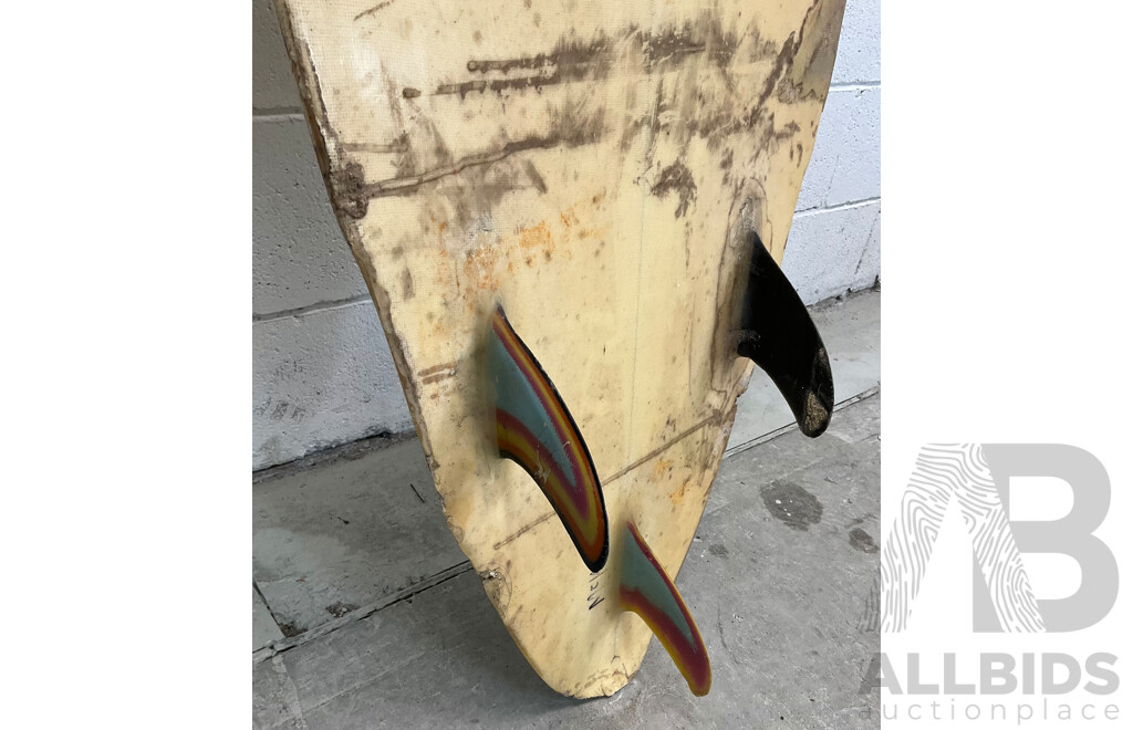 Yellow & Beige Surfboard 5' 11