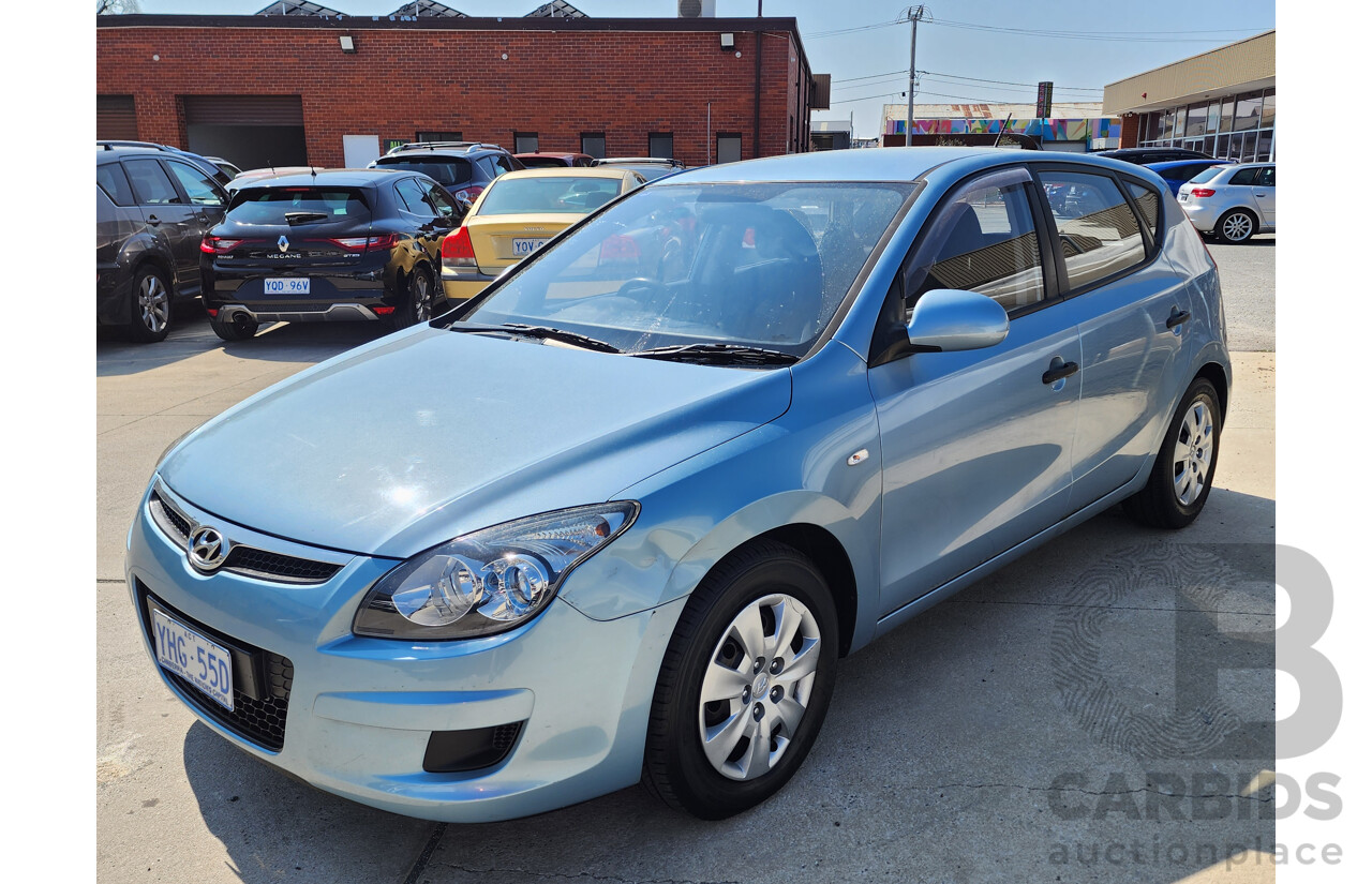 7/2010 Hyundai i30 SX 1.6 CRDi FD MY10 5d Hatchback Blue 1.6L