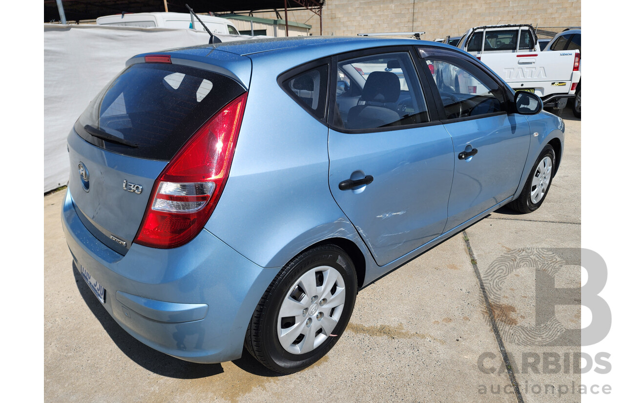 7/2010 Hyundai i30 SX 1.6 CRDi FD MY10 5d Hatchback Blue 1.6L