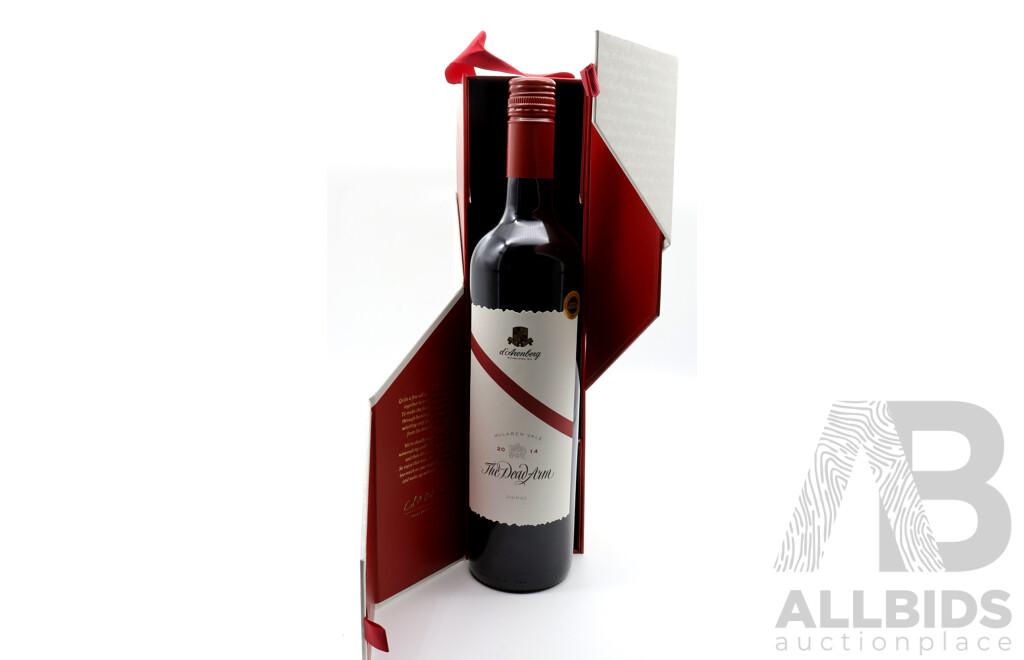 D'Arenberg The Dead Arm Shiraz Vintage 2014 in Presentation Box