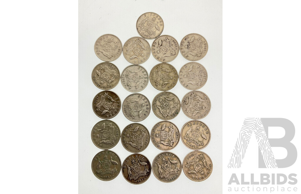 Australian KGVI Silver Sixpence Coins, Six Pre 1945 Including 1942S, 1942D, 1943S, 1944S and Fifteen Post 1945 Examples