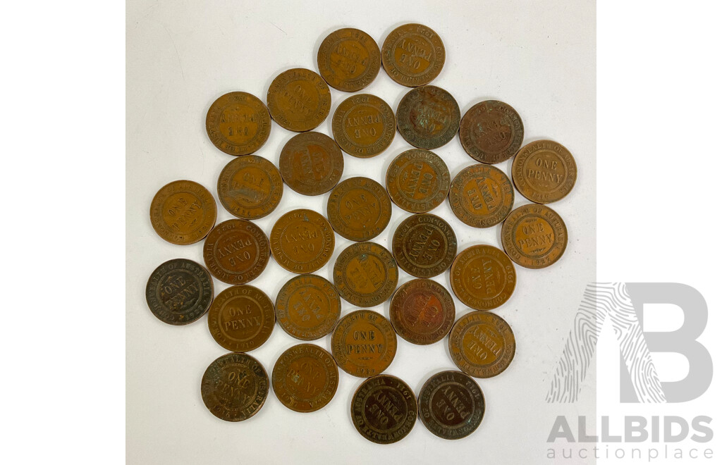 Thirty Australian KGV Pennies Including 1911, 1912, 1916I, 1917I,