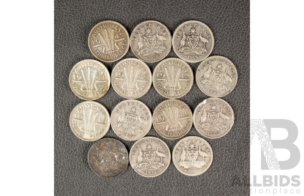 Fourteen Australian KGV/KGVI Silver Threepence, Examples Spanning 1910 to 1944 .925