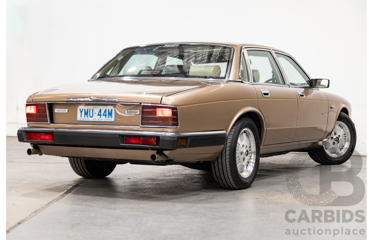 06/1991 Jaguar Sovereign JH 4d Sedan Metallic Bronze 4.0L