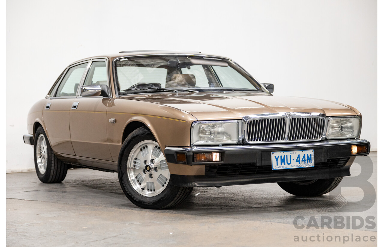 06/1991 Jaguar Sovereign JH 4d Sedan Metallic Bronze 4.0L