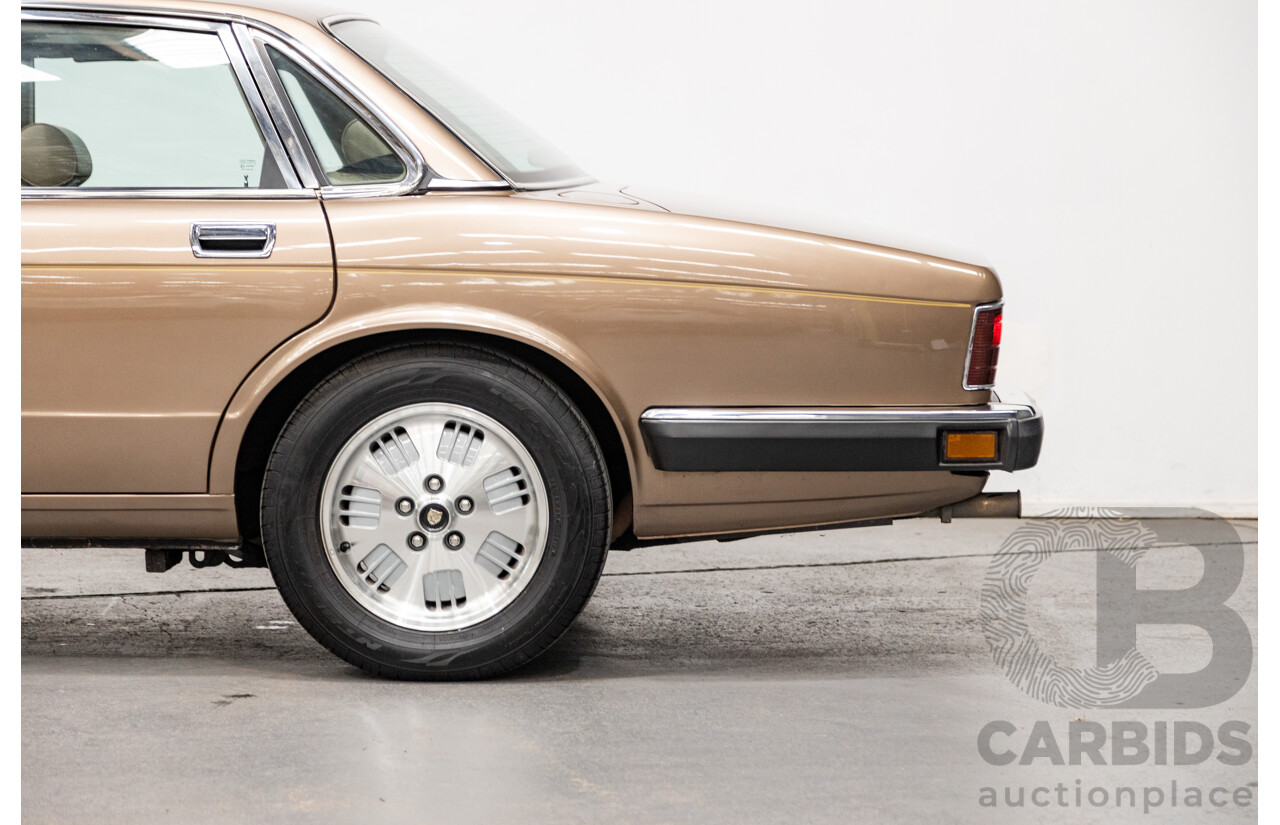 06/1991 Jaguar Sovereign JH 4d Sedan Metallic Bronze 4.0L