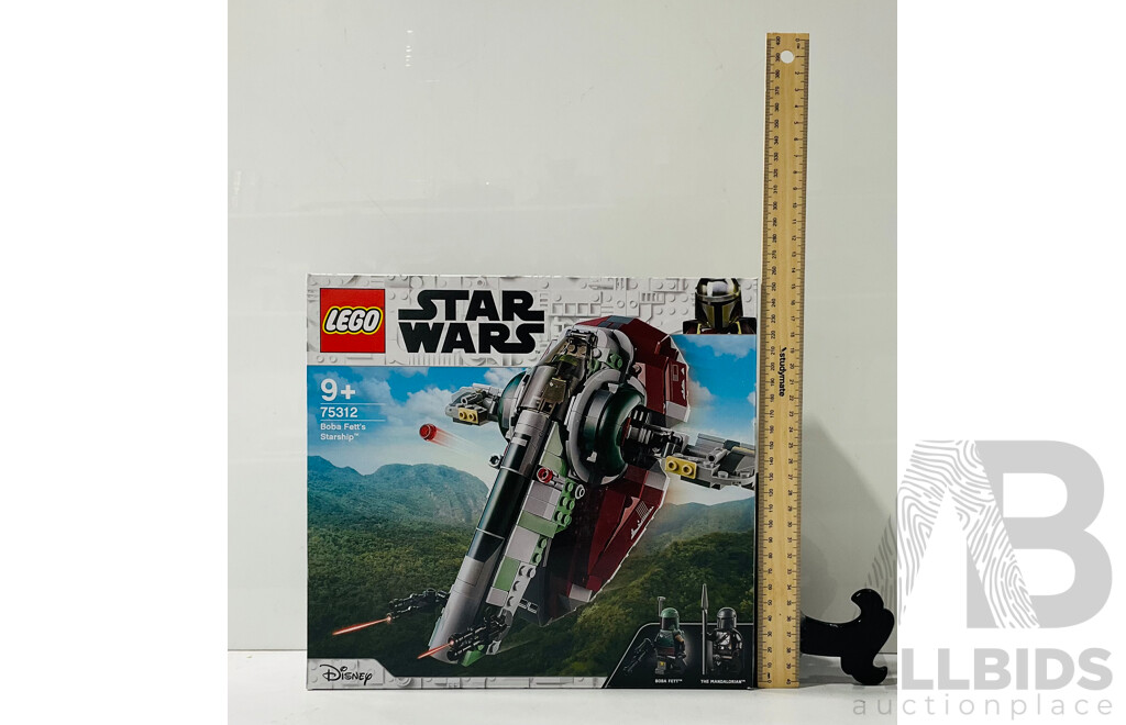 New in Box LEGO Star Wars  Boba Fett’s Starship 75312