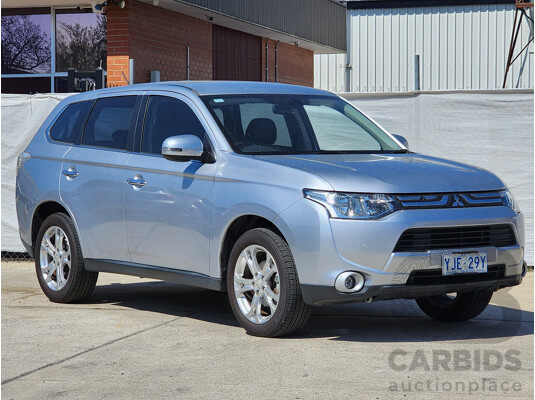 11/2012 Mitsubishi Outlander Aspire (4x4) ZJ 4d Wagon Silver Or Chrome 2.4L