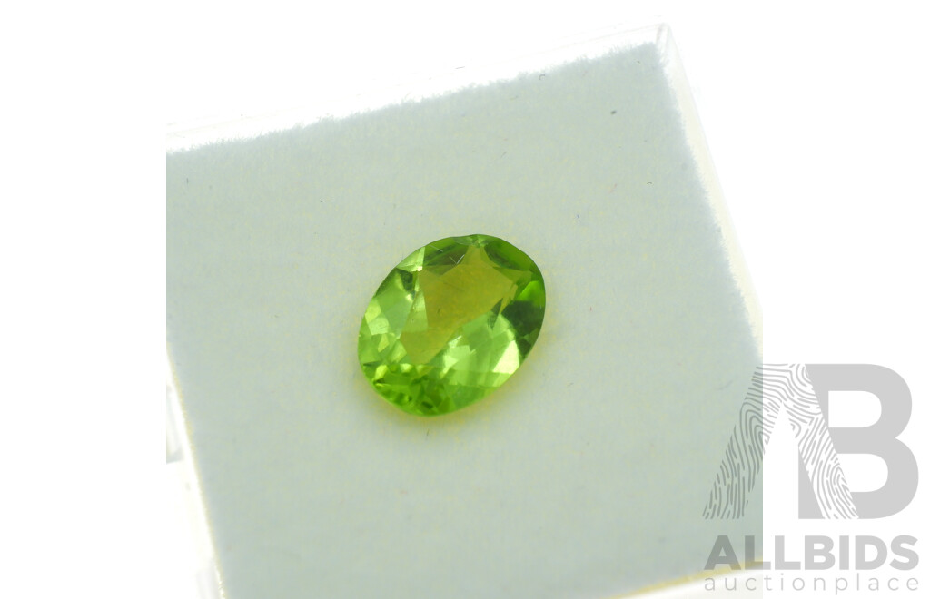 Peridot 1.65ct, Natural Unset Oval Cut Gemstone