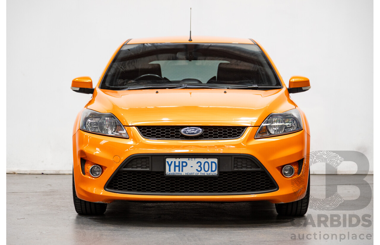 10/2010 Ford Focus XR5 Turbo LV 5d Hatchback Electric Orange 2.5L