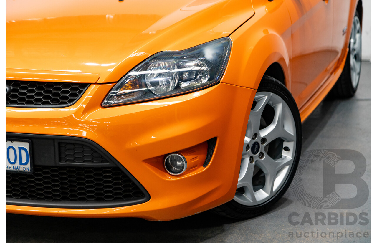 10/2010 Ford Focus XR5 Turbo LV 5d Hatchback Electric Orange 2.5L