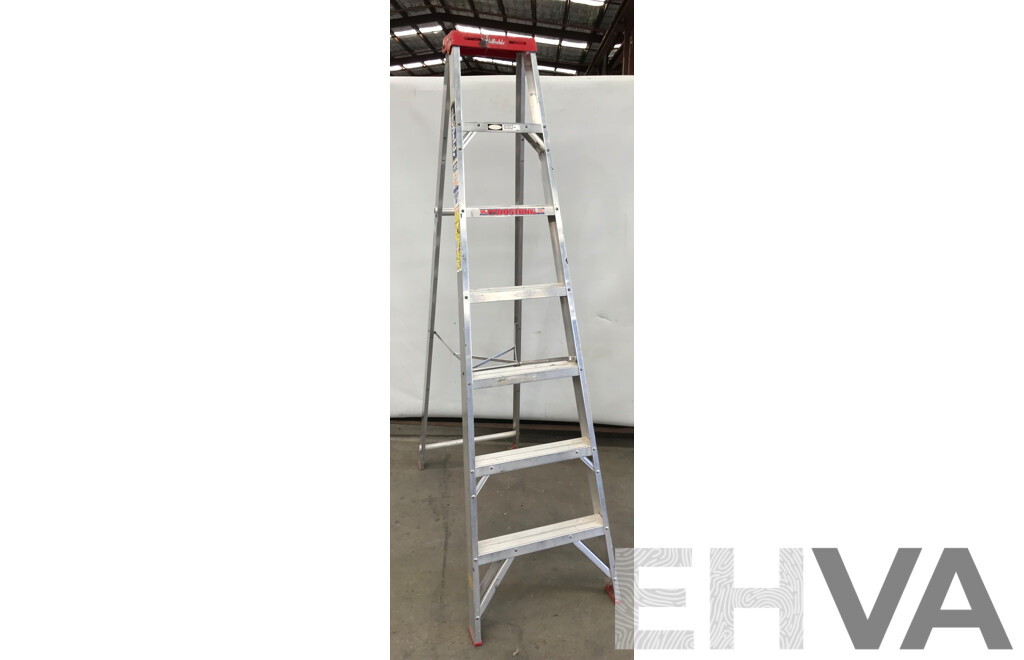 Oldfields Tradesman 2.1m Industrial Step Ladder