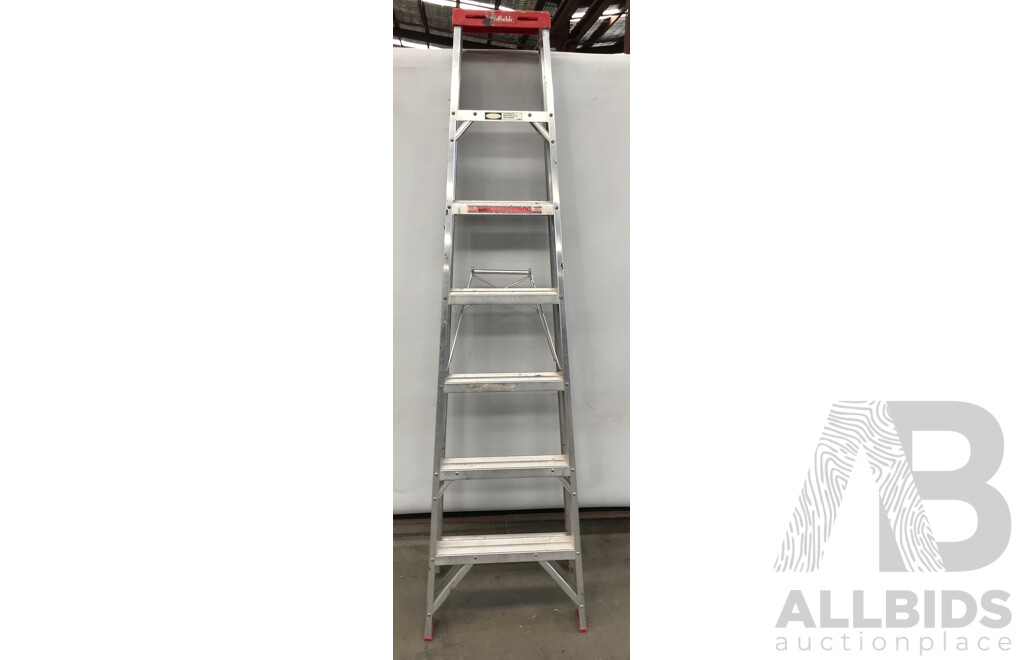 Oldfields Tradesman 2.1m Industrial Step Ladder