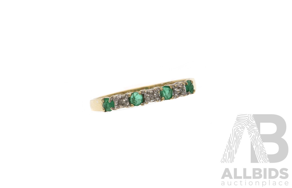 9ct Vintage Natural Emerald & Diamond Ring, Est TDW 0.03ct, Size M, 0.90 Grams