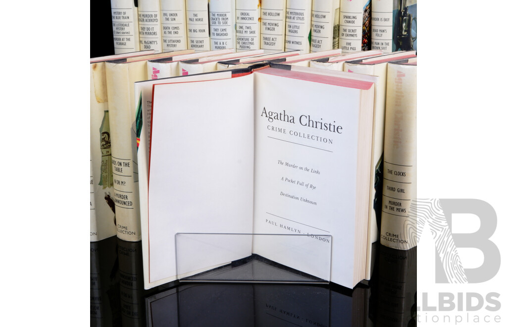 Collection 21 Agatha Christie Crime Collection Novels, Paul Hamlyn, London, 1971, Hardcovers with Dust Jackets