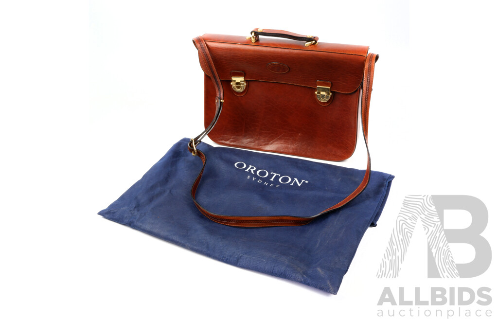 Original Oroton Leather Shoulder Bag in Oroton Bag