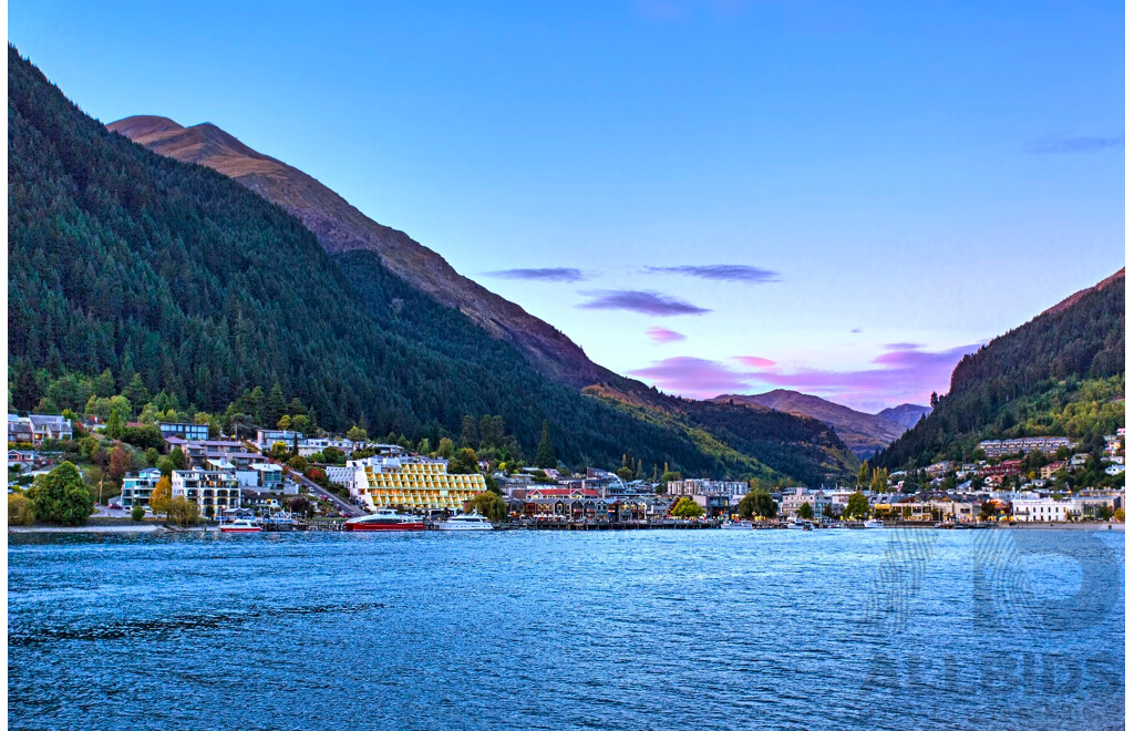 L10 - Queen-tessential Queenstown for 2 People  -  3 Nights at the Incredible Crowne Plaza, Queenstown, NZ