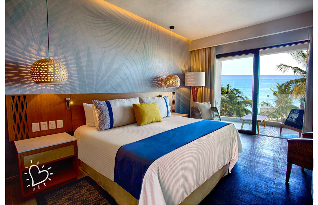 L40 - Oceanfront Siesta - 2 People for 4 Nights - Oceanfront Bliss Beckons at Your Choice of Five-Star, All-Inclusive Luxury Resort in Banderas Bay or Nuevo Nayarit.