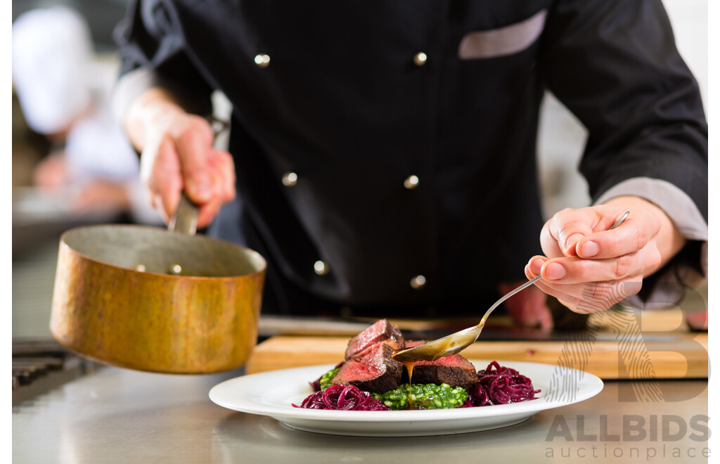 Private Dining Experience for 10 People - In Your Home
