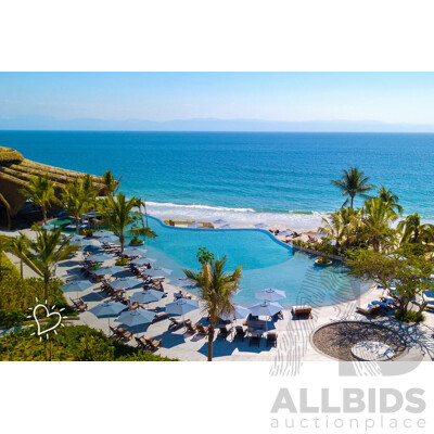 L40 - Oceanfront Siesta - 2 People for 4 Nights - Oceanfront Bliss Beckons at Your Choice of Five-Star, All-Inclusive Luxury Resort in Banderas Bay or Nuevo Nayarit.