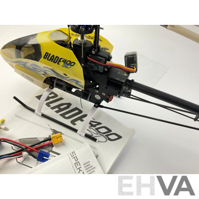 Blade 400 E-Flite Remote Controlled Helicopter