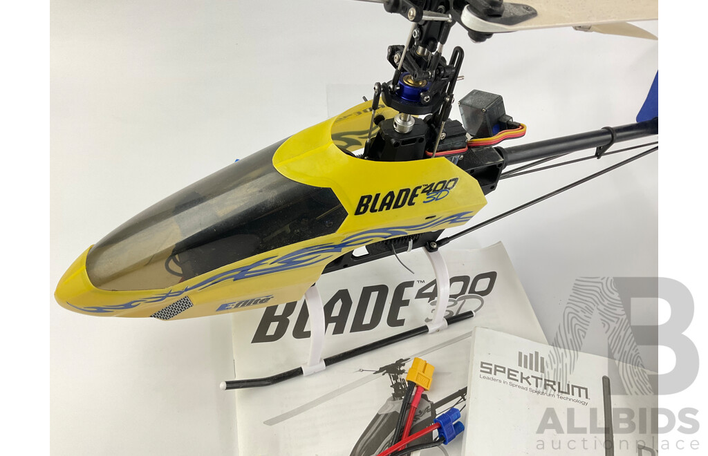 Blade 400 E-Flite Remote Controlled Helicopter