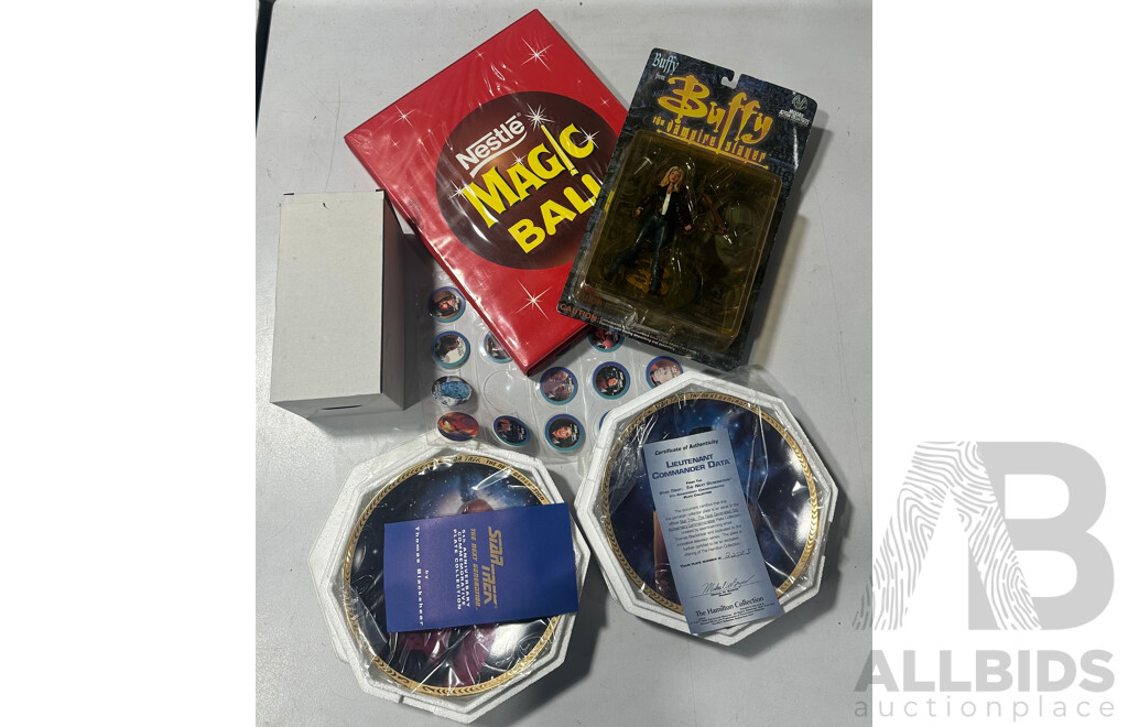 Large Collection of  Vintage Star Trek and Other Memorabilia Including Several Star Trek: the Next Generation 5th Anniversary Collectors Plates, Star Trek TNG Pogs, Assorted Star Trek Official Fan Magazine Australia and Much Kore