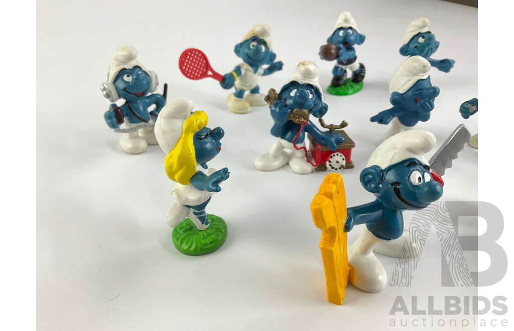 Vintage Peyo Schleich Smurfs Including Smurfette, Handy, Sporty and More