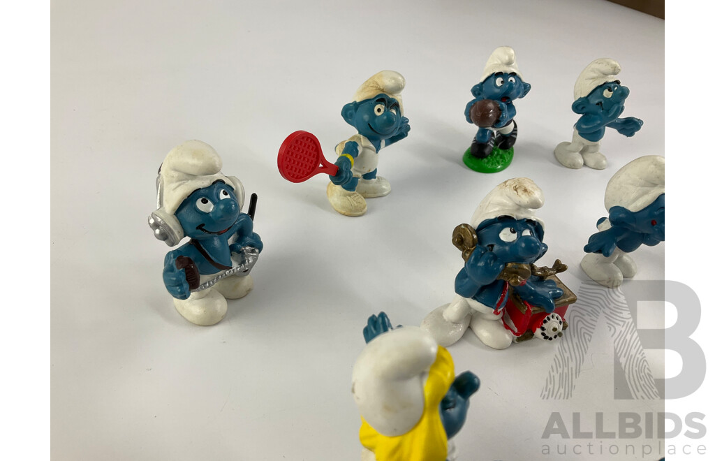 Vintage Peyo Schleich Smurfs Including Smurfette, Handy, Sporty and More