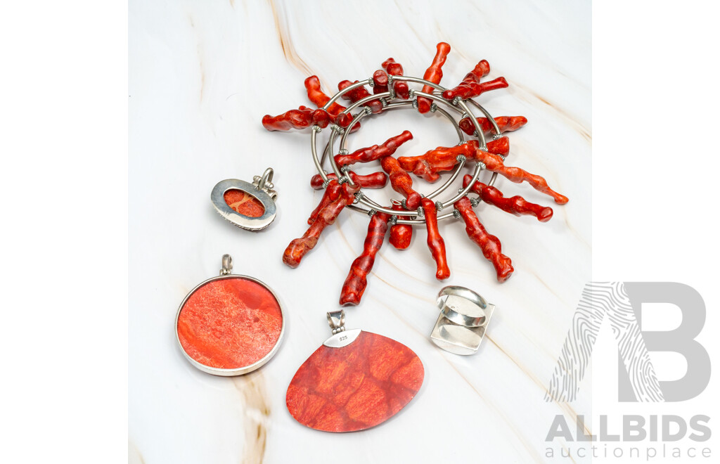 Sterling Silver Vintage Red Coral Jewellery Collection Including Pendants, Ring & Wrap Wire Bracelet, 106.0 Grams