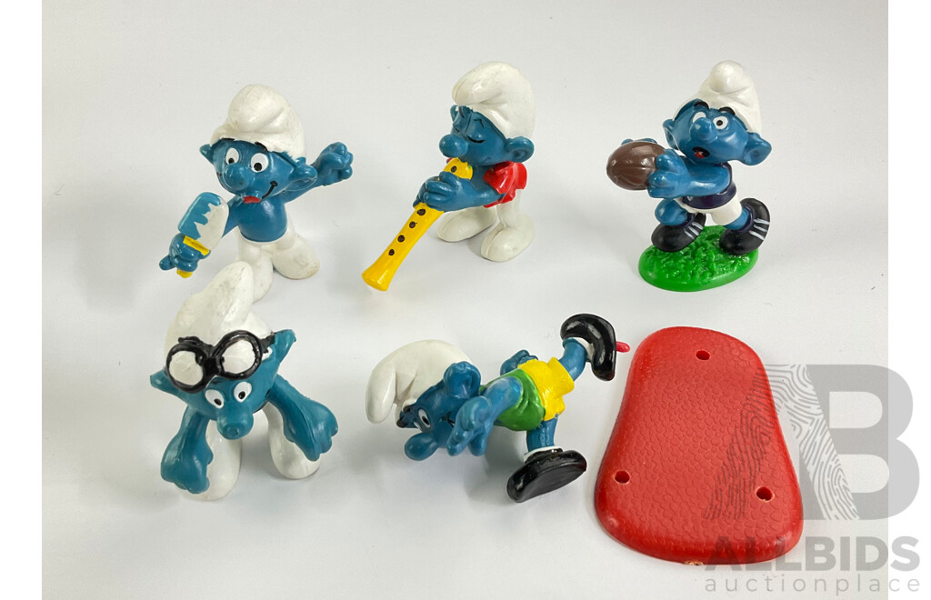 Vintage Peyo Schleich Smurfs Including Hefty Smurf, Papa Smurf, Smurfette and More