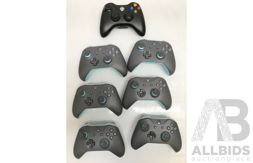 Xbox 360 and Xbox One Controllers - Lot of 7