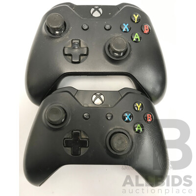 Pair of Xbox One Controllers