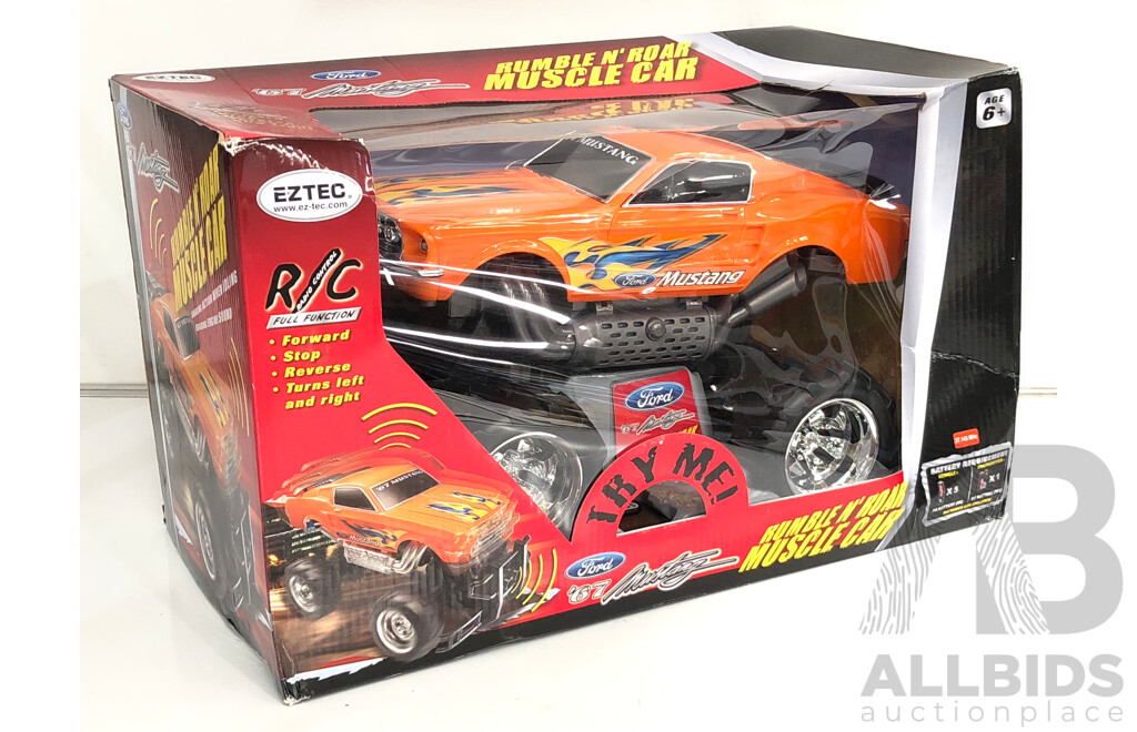 EZTEC Rumble N Roar Radio Control Mustang Muscle Car - New