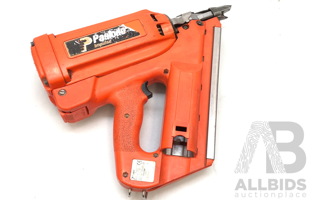 Paslode Impulse Cordless Nailer