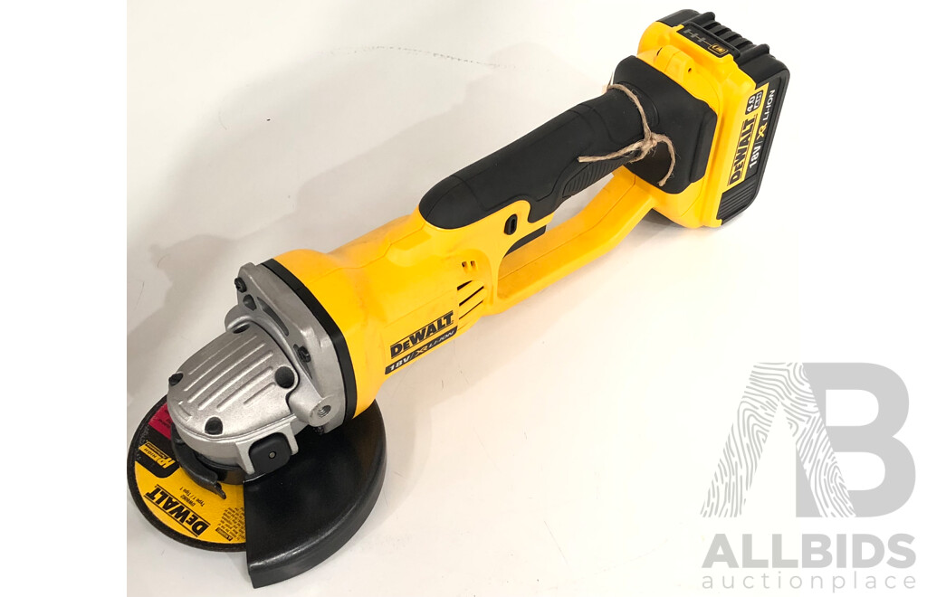 DeWalt 18 Volt Lithium Ion Cordless Angle Grinder